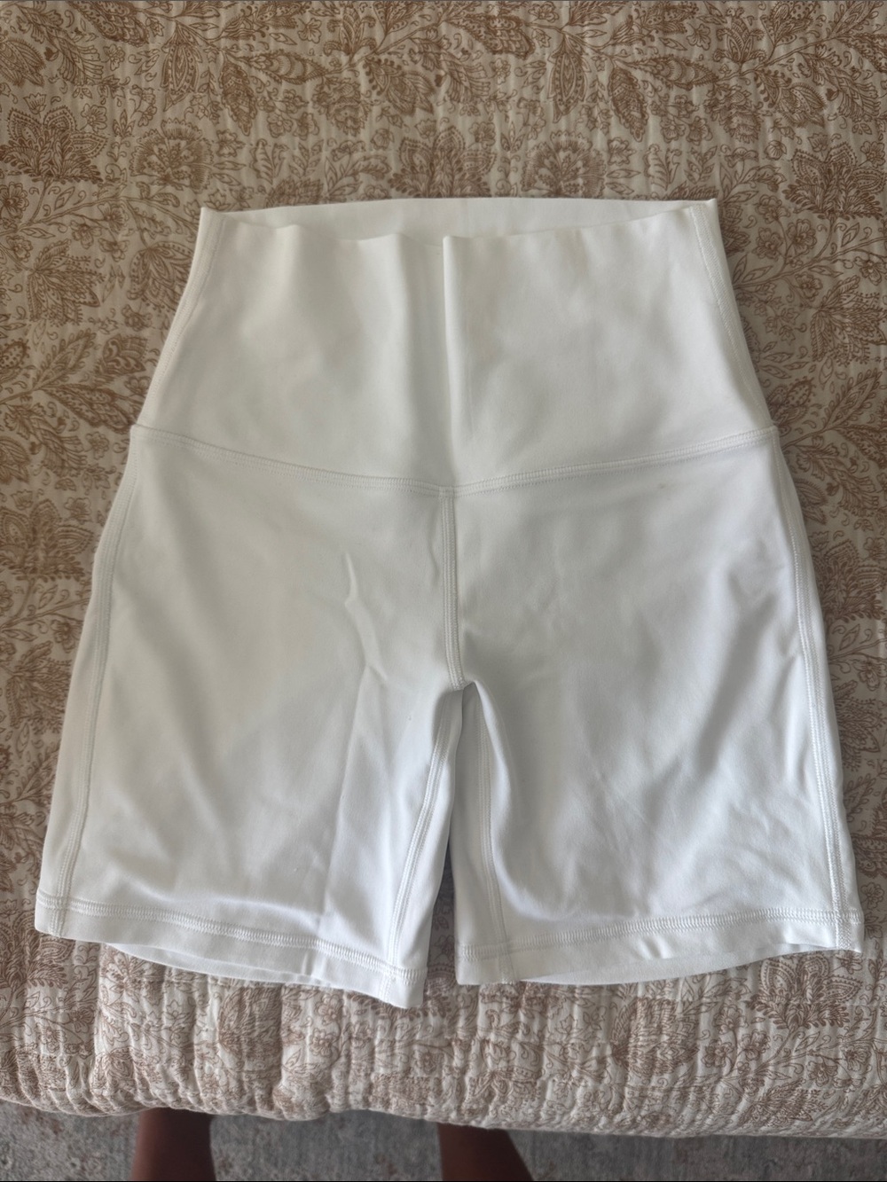 Lululemon Align high rise short 6”